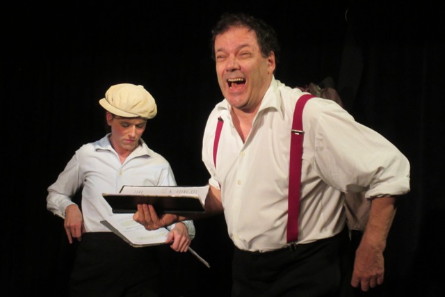 Hörspiel zum Zugucken mit Christine Marx und Klaus Nothnagel vom Theater Sinn&Ton.