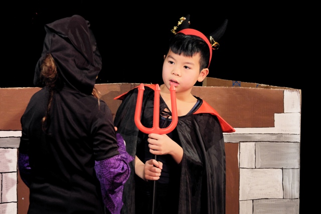 Der Teufel mit den drei goldenen Haaren